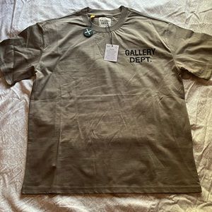 Gallery dept tee